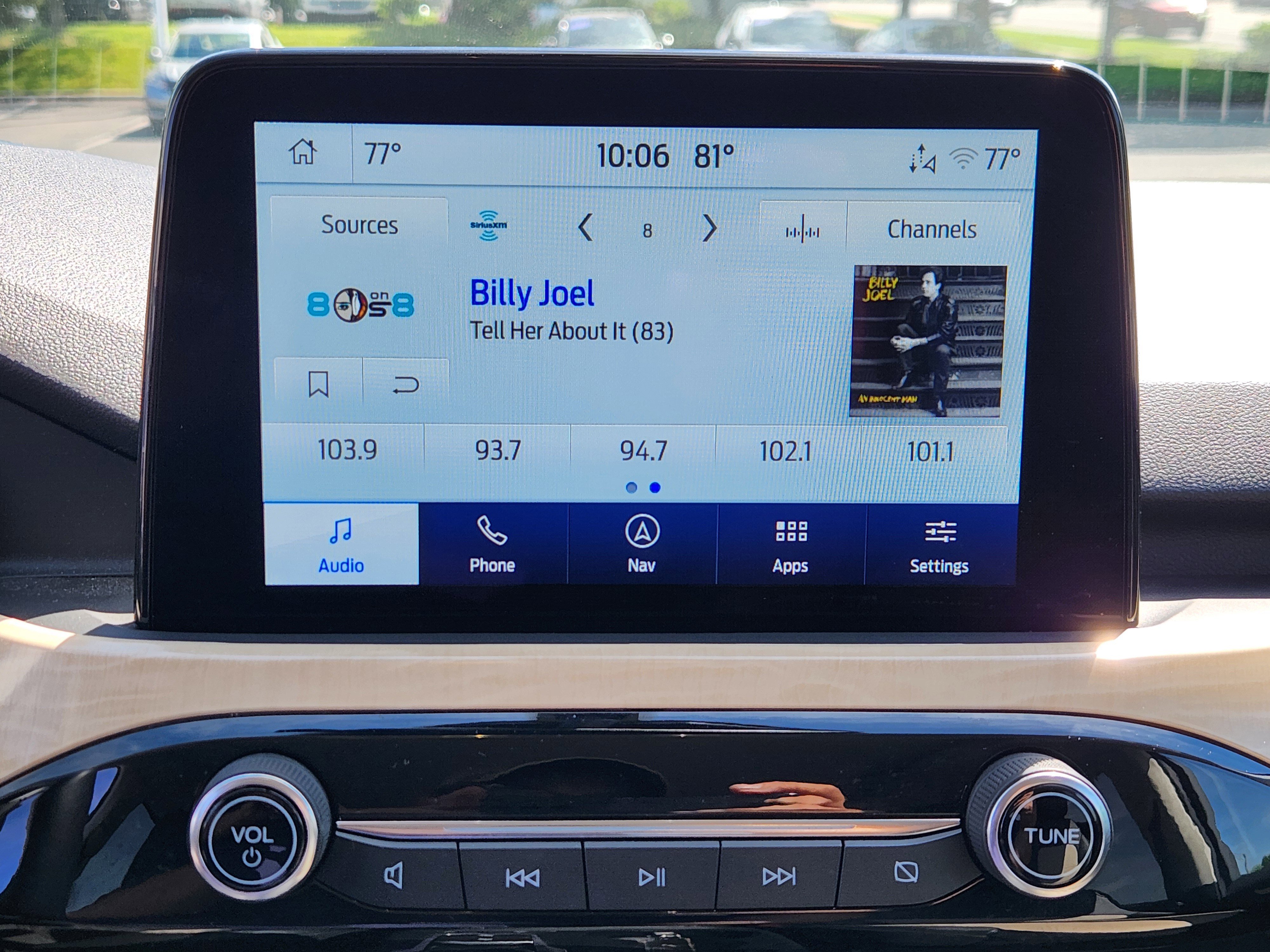 Used 2022 Ford Escape Titanium w/ Titanium Elite Package AWD/4WD image 11