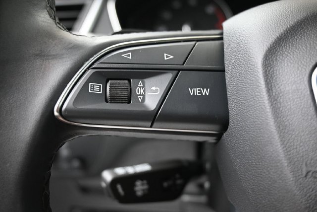 Used 2024 Audi Q5 2.0T Premium w/ Convenience Package AWD/4WD image 25