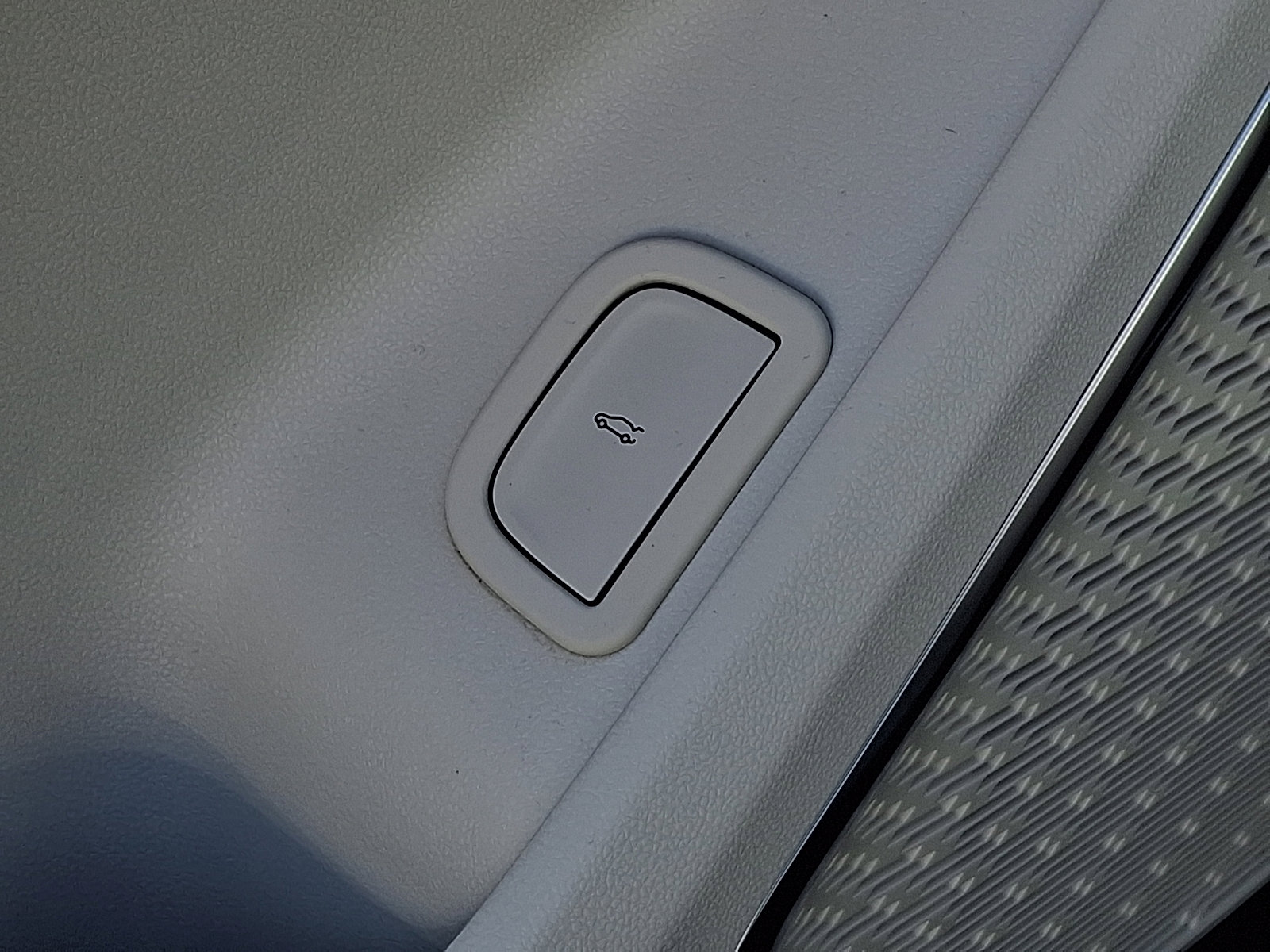 Certified 2025 Buick Enclave Avenir w/ Super Cruise Package image 26