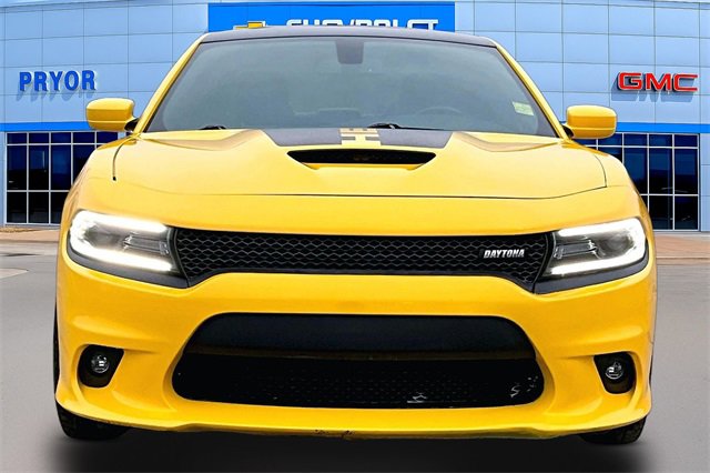 Used 2017 Dodge Charger R/T image 2