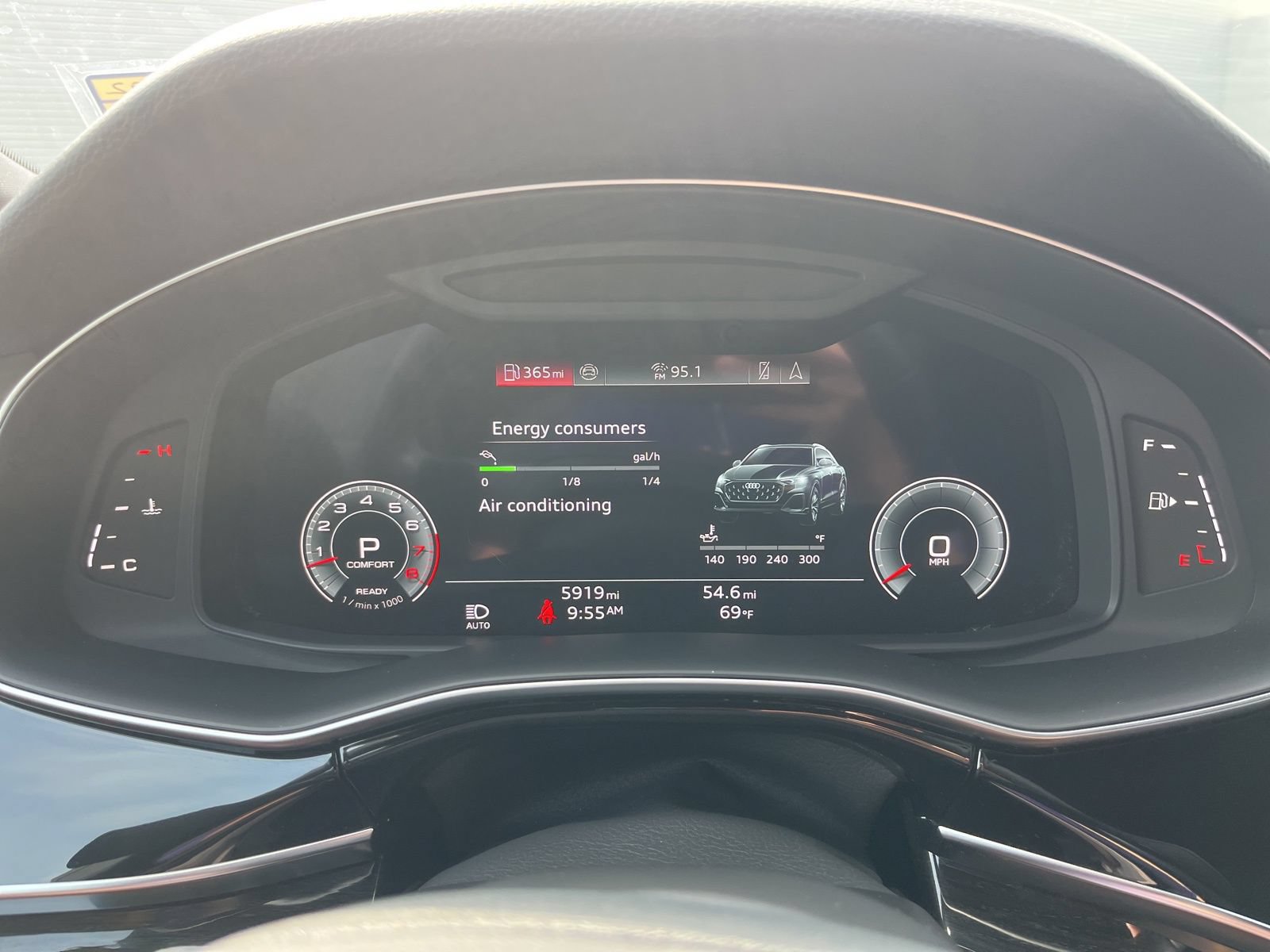 Used 2025 Audi Q8 Premium Plus w/ Premium Plus Package AWD/4WD image 21