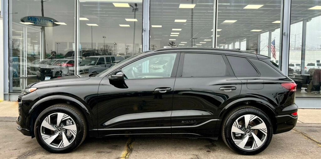 Used 2025 Audi Q6 e-tron Premium Plus w/ Premium Plus image 43