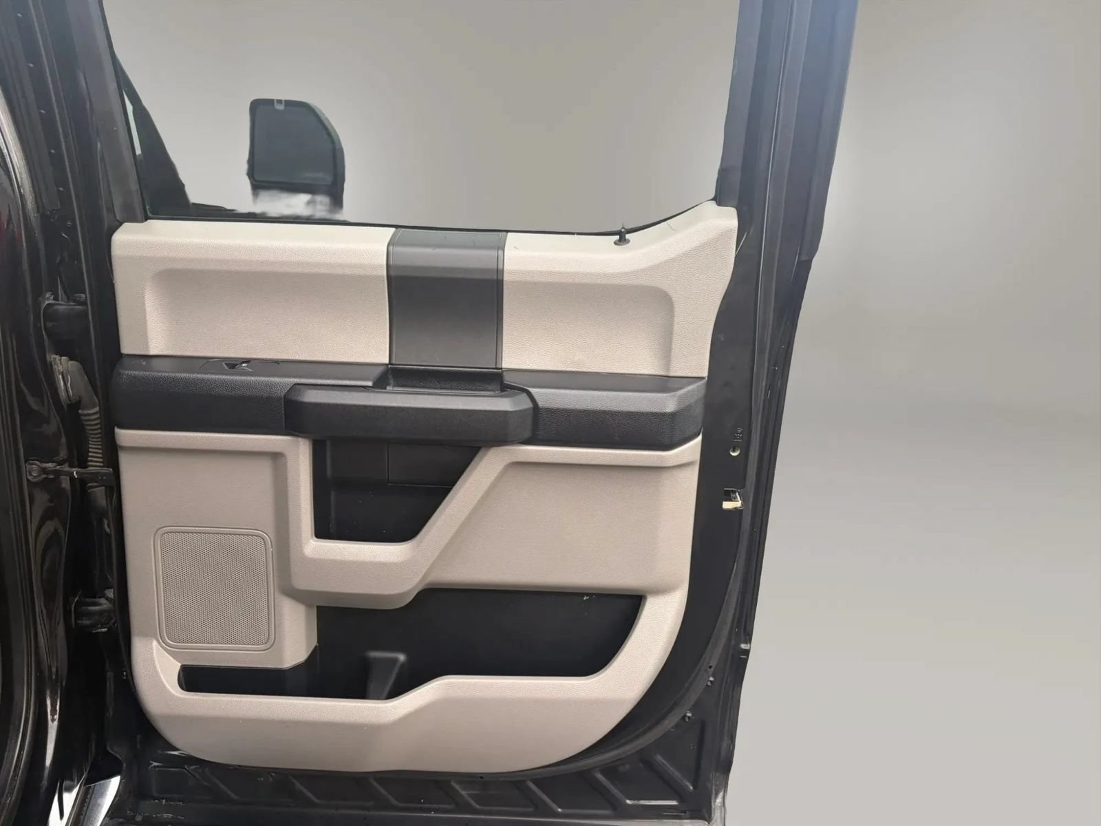 Used 2020 Ford F250 XL w/ STX Appearance Package AWD/4WD image 28
