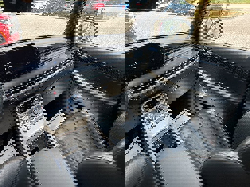 Used 2024 Hyundai Palisade Calligraphy image 21