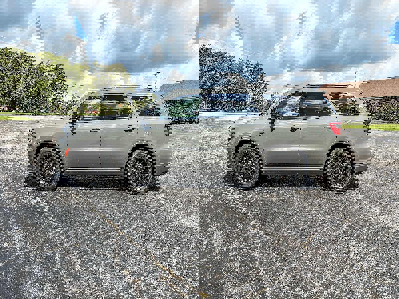 New 2026 Dodge Durango R/T w/ Blacktop Redline Package image 4