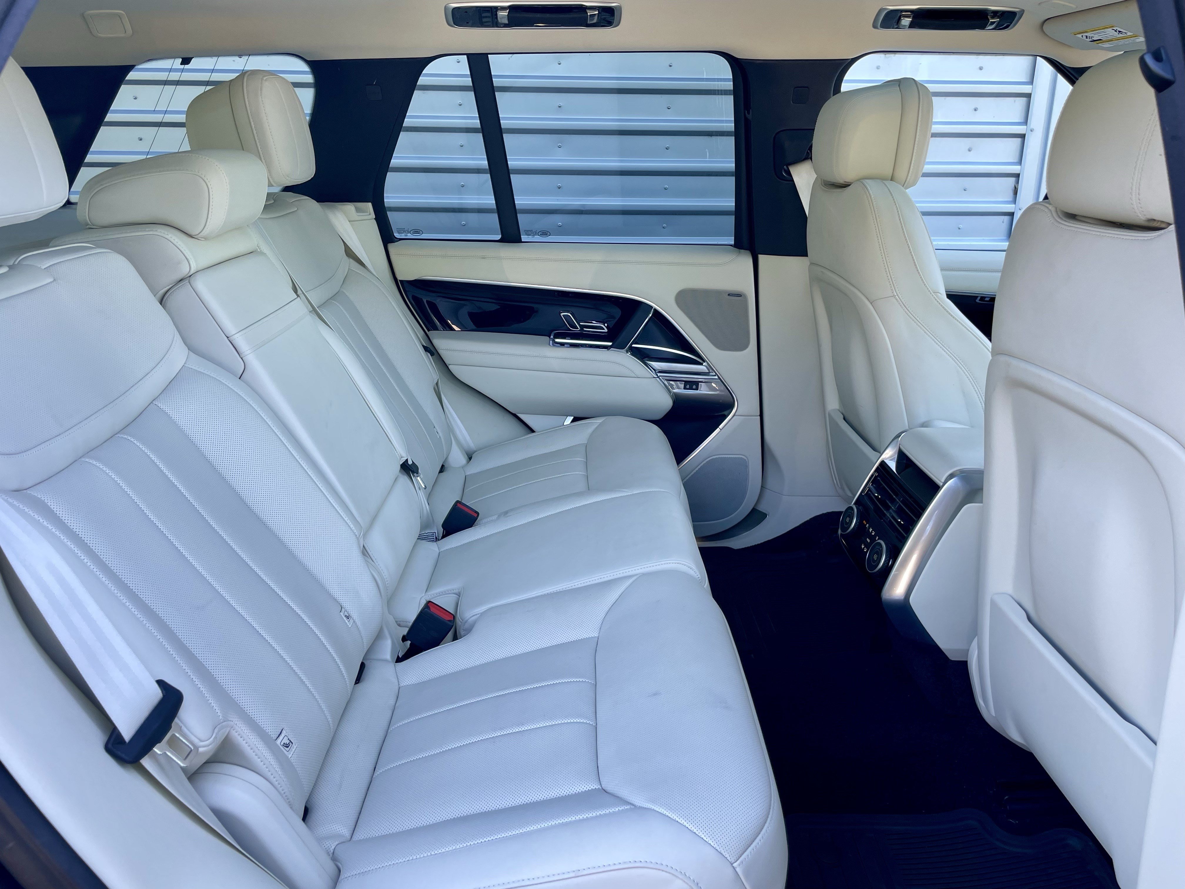 Used 2023 Land Rover Range Rover SE AWD/4WD image 31