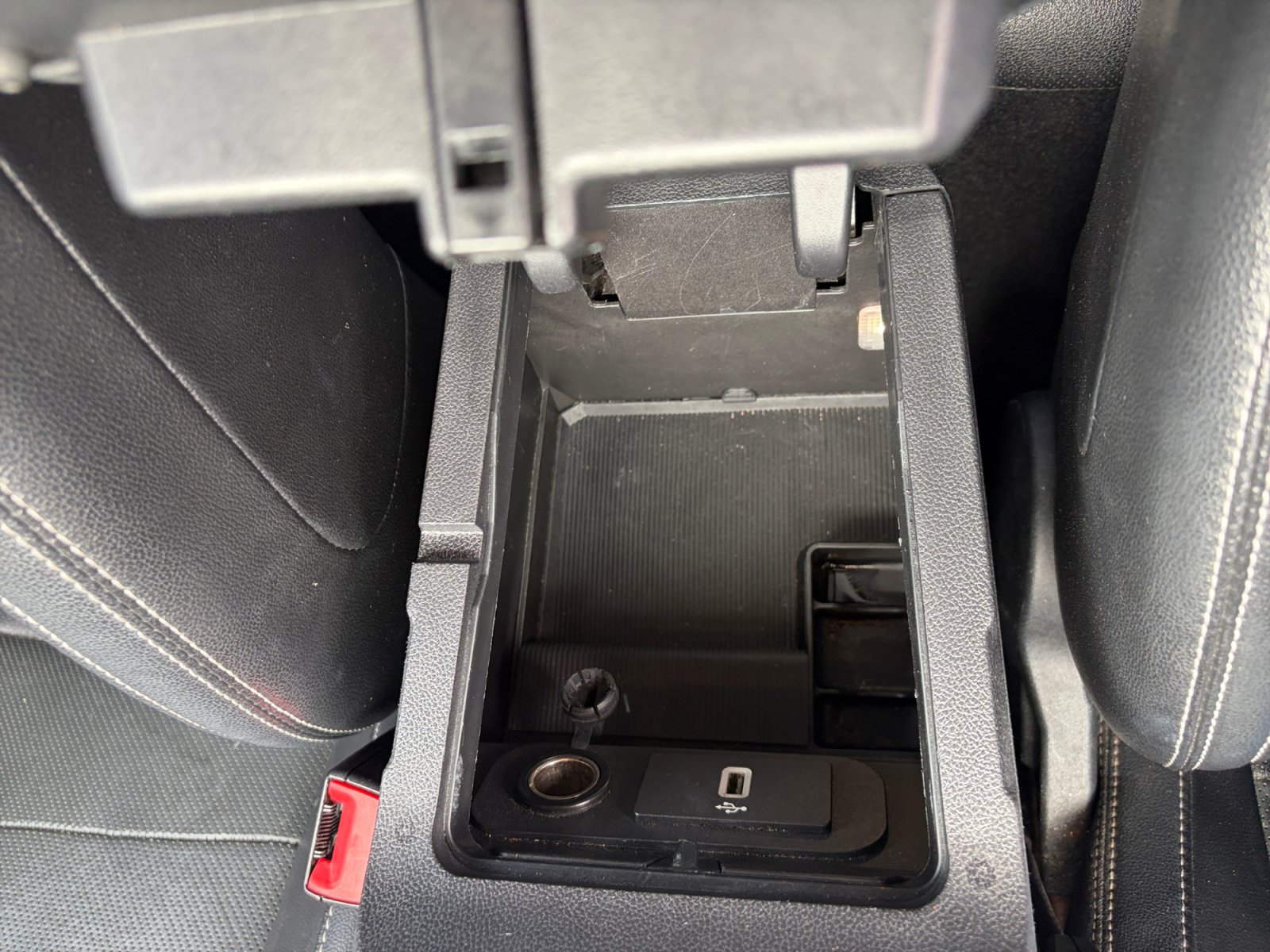 Used 2020 Ford Mustang Premium RWD image 17