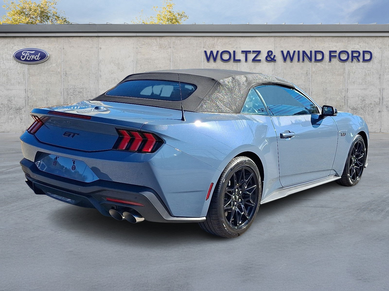 Used 2026 Ford Mustang GT Premium w/ GT Performance Package RWD image 6