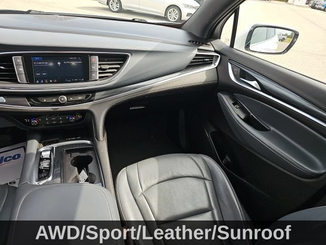 Used 2022 Buick Enclave Essence w/ Experience Buick Package AWD/4WD image 30