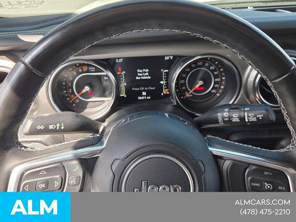 Used 2022 Jeep Wrangler Unlimited Sahara w/ Cold Weather Group AWD/4WD image 24