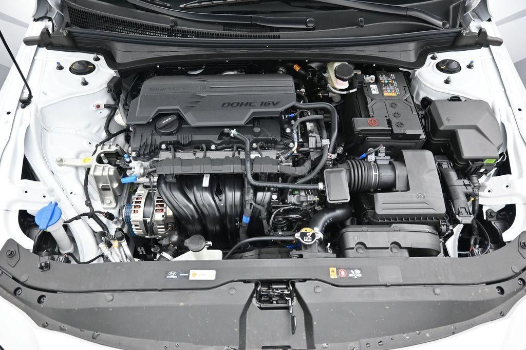 New 2026 Hyundai Elantra SE FWD image 31