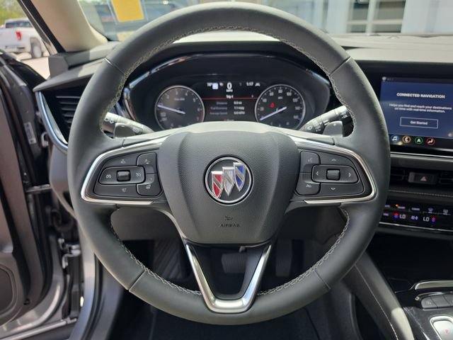 Certified 2021 Buick Envision Avenir w/ Technology Package II FWD image 27