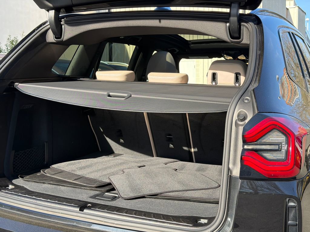 Used 2024 BMW X3 M40i image 8