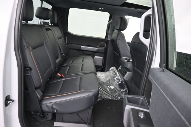 New 2026 Ford F350 Lariat w/ Black Appearance Package AWD/4WD image 6
