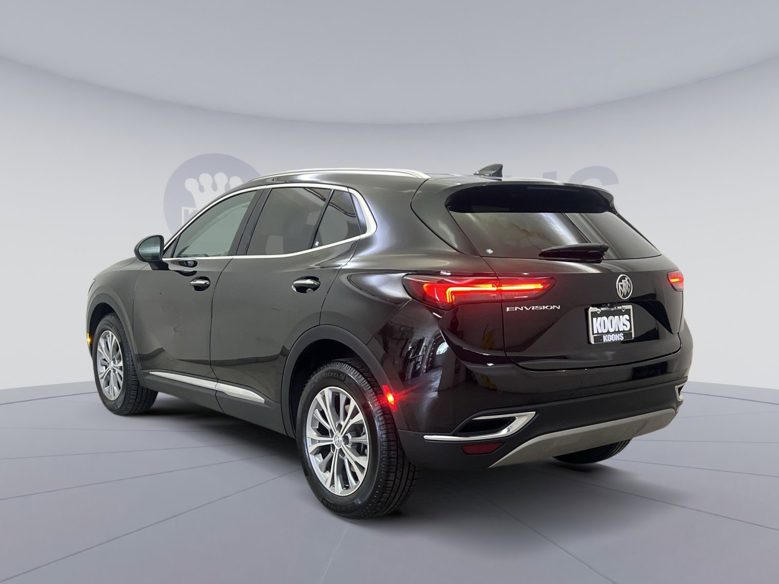 Used 2023 Buick Envision Preferred image 4