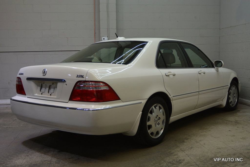 Used 2004 Acura RL image 4