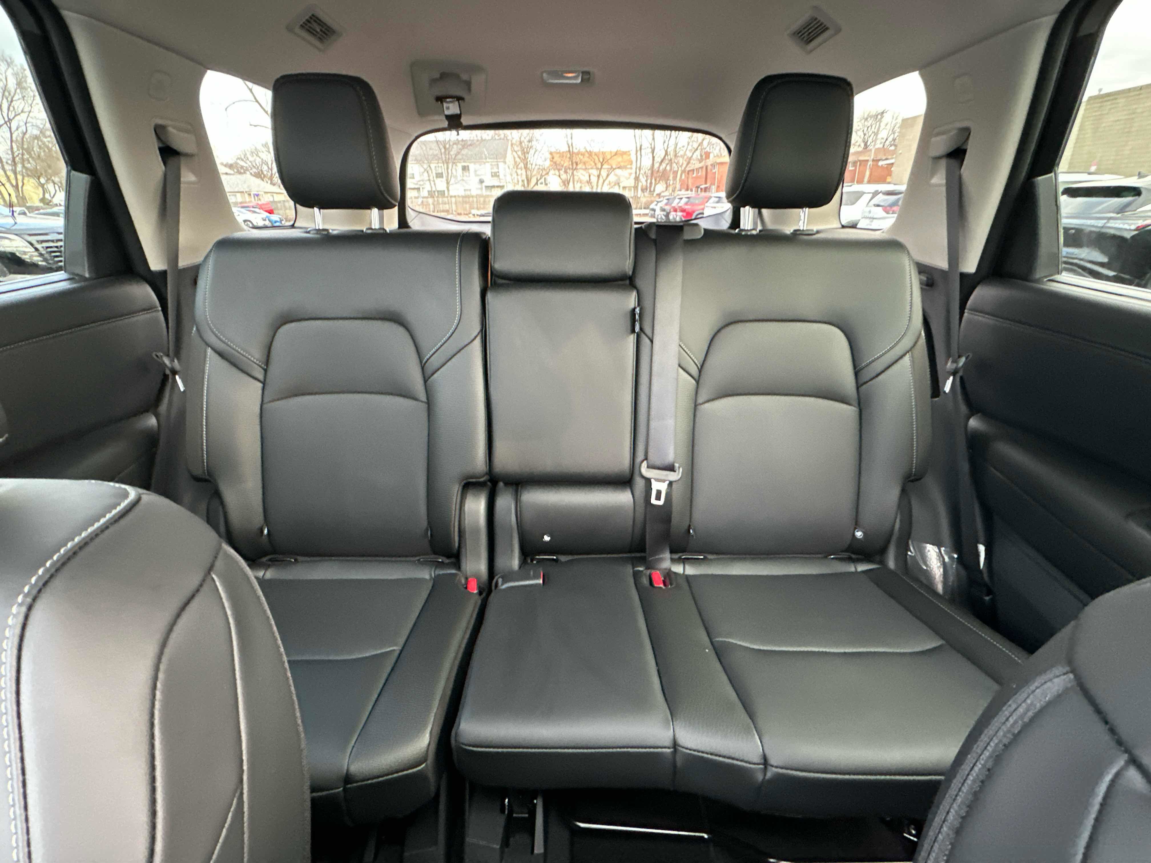 New 2026 Nissan Pathfinder SL w/ SL Premium Package (P04) AWD/4WD image 24