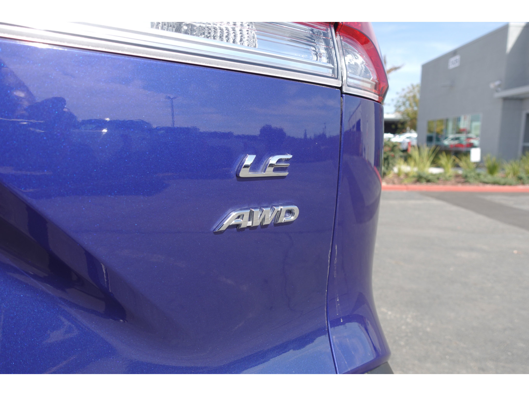 Certified 2022 Toyota Corolla Cross LE AWD/4WD image 24