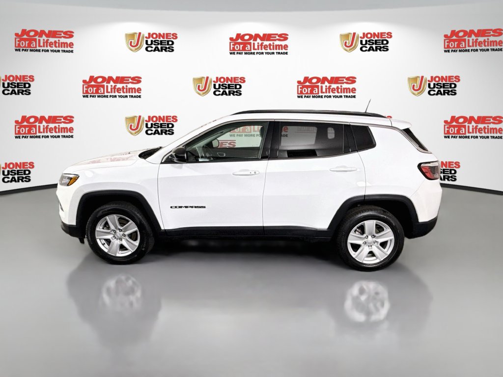 Used 2022 Jeep Compass Latitude w/ Convenience Group AWD/4WD image 13