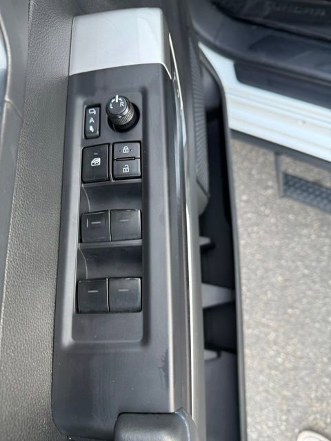 Used 2025 Toyota Tundra Platinum image 13
