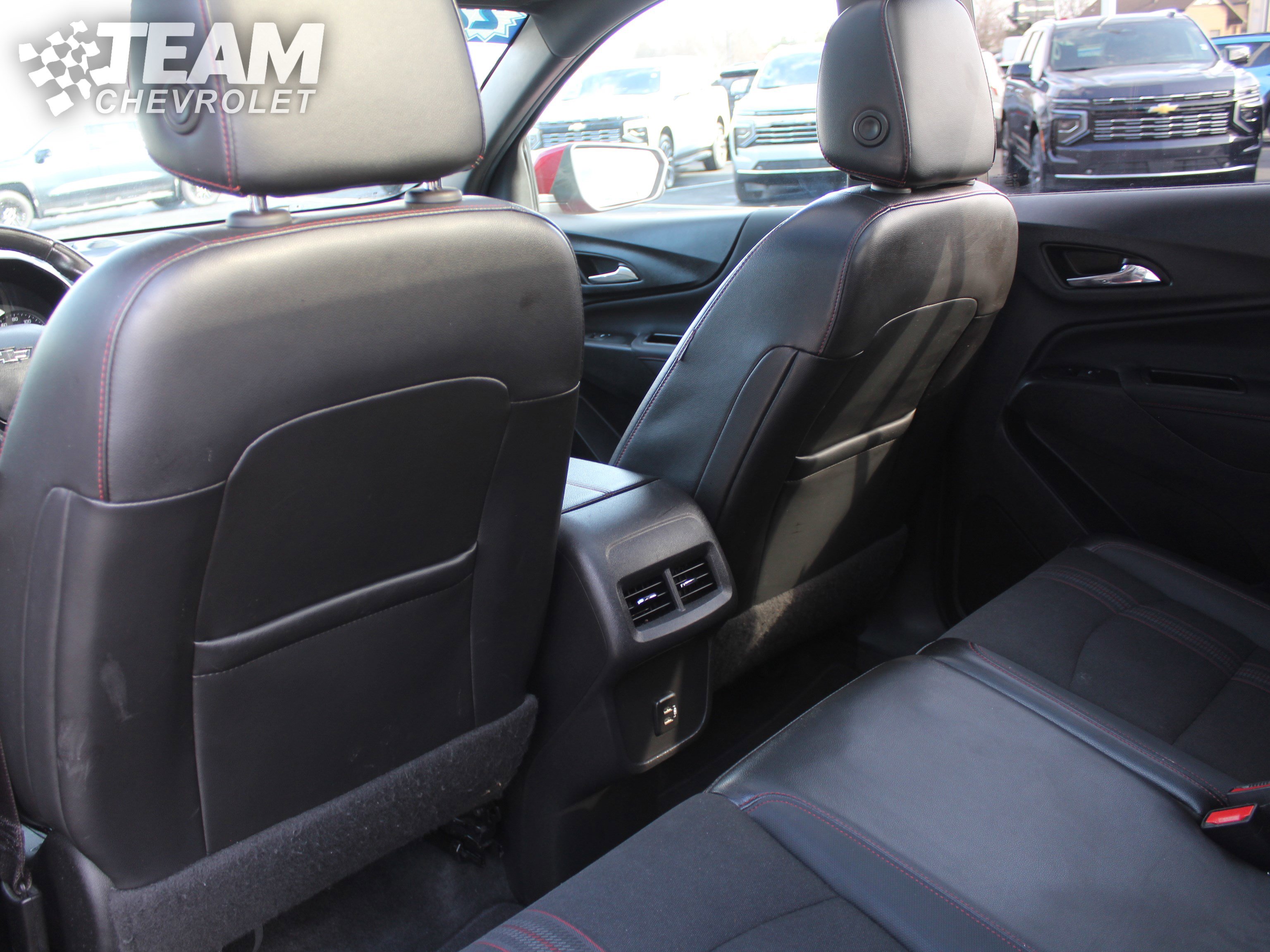 Used 2022 Chevrolet Equinox RS w/ LPO, Cargo Package image 21