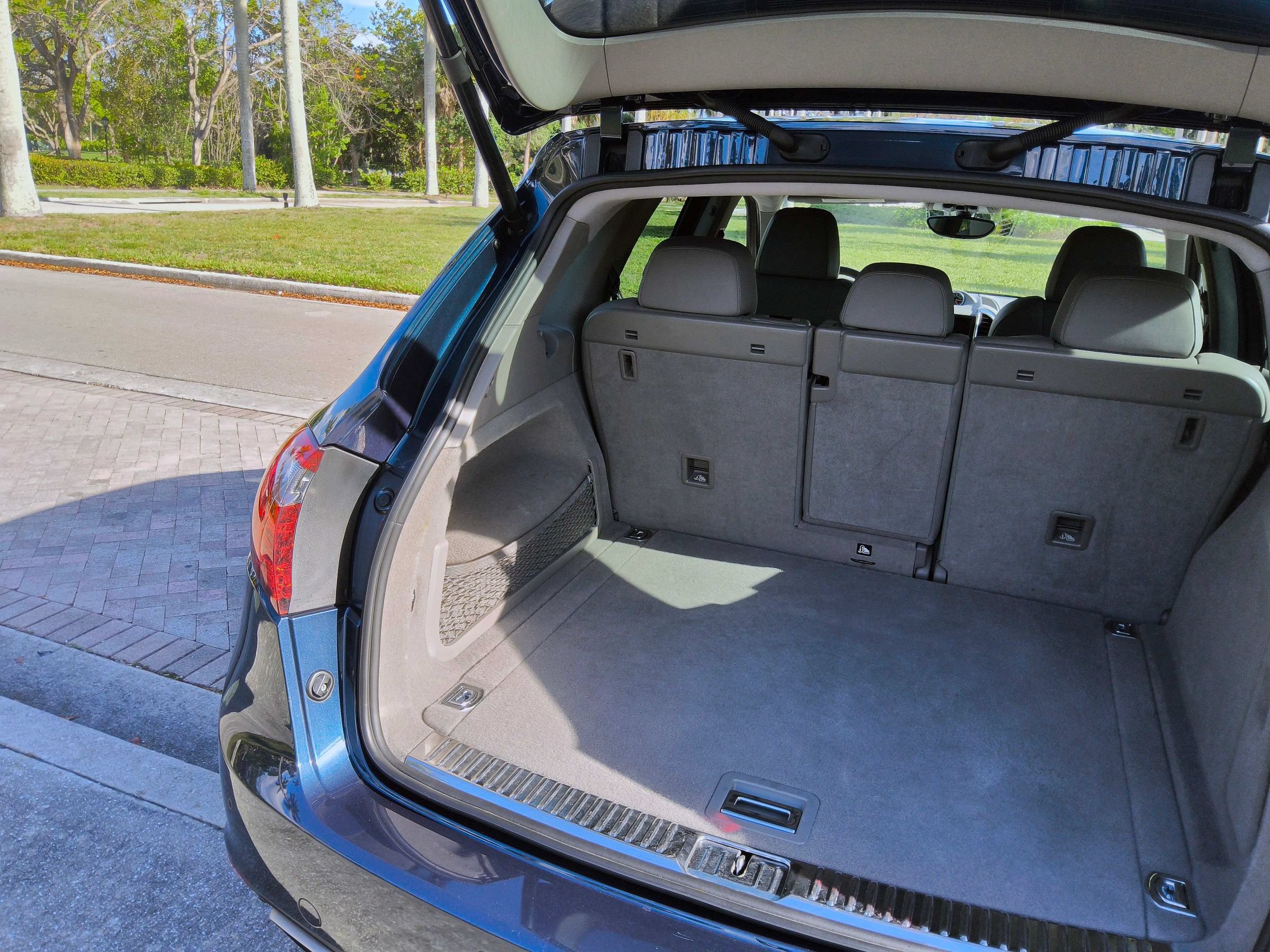 Used 2014 Porsche Cayenne AWD/4WD image 52