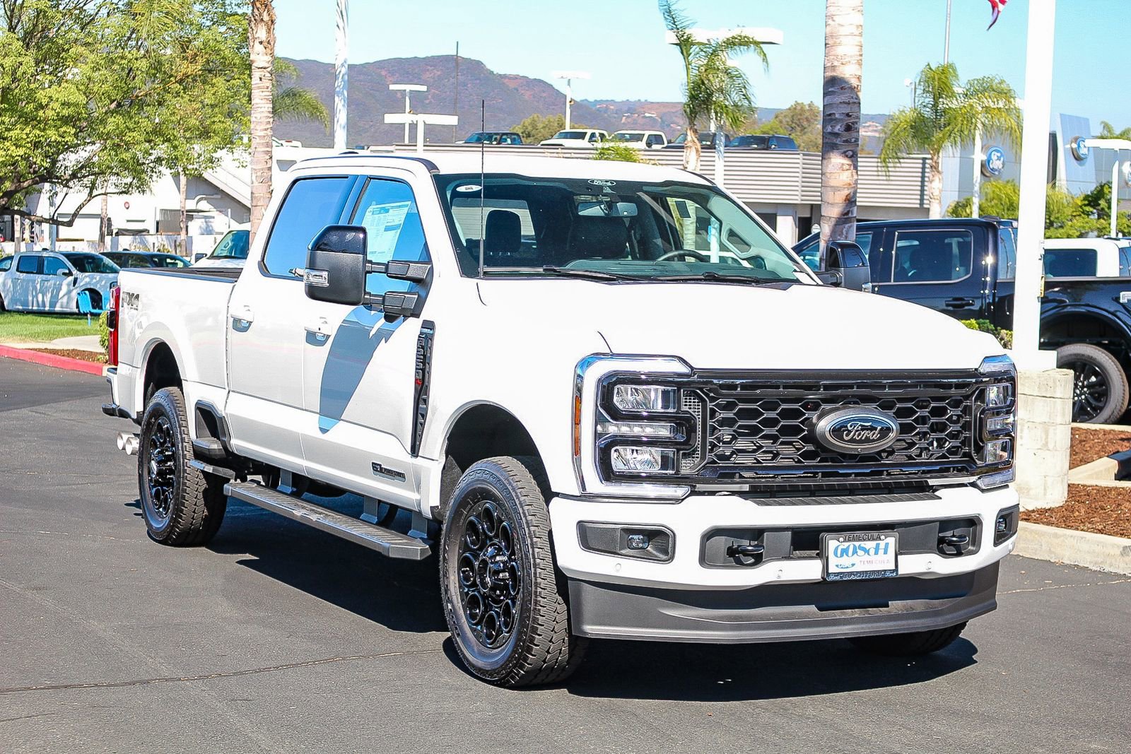New 2025 Ford F250 Lariat w/ Lariat Ultimate Package AWD/4WD image 3