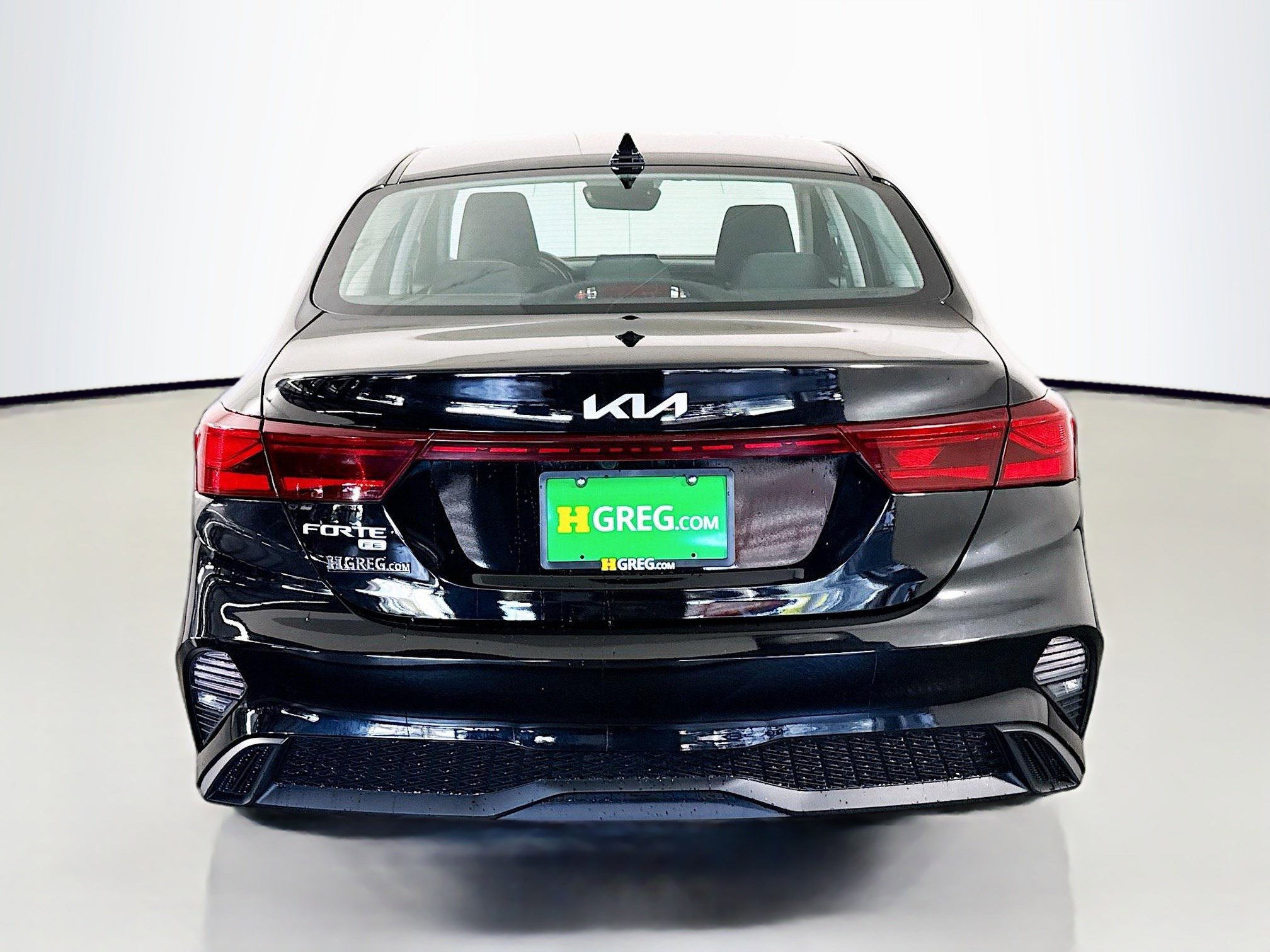 Used 2024 Kia Forte LX image 8