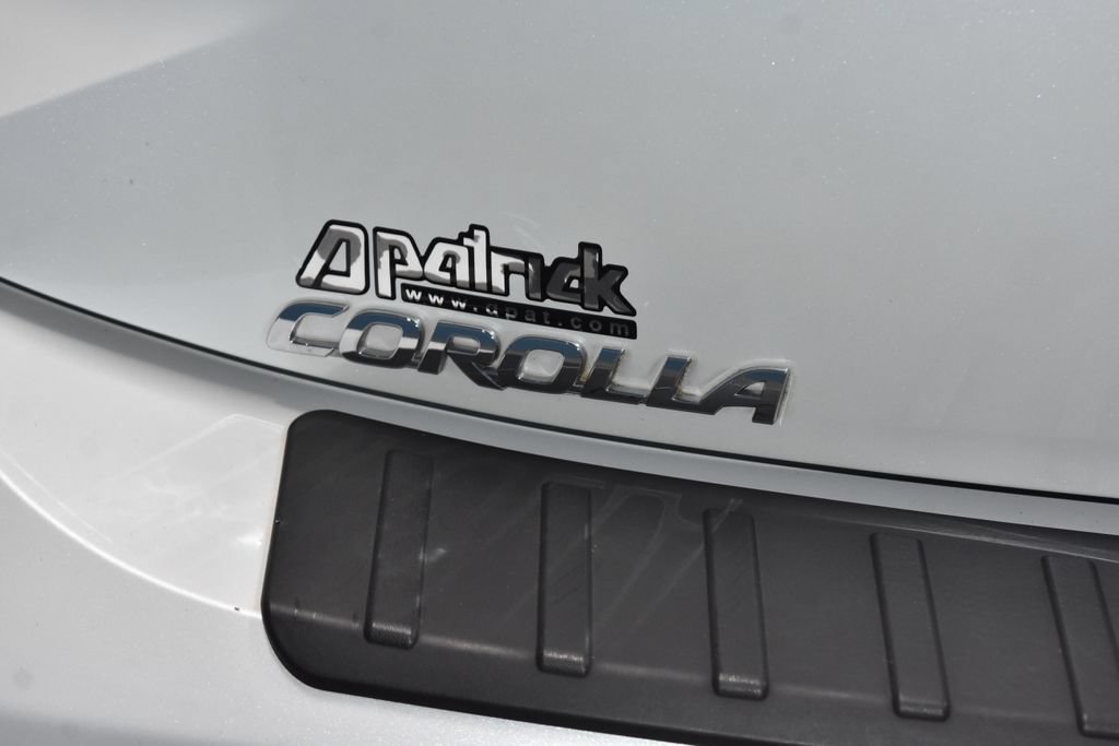 Used 2023 Toyota Corolla SE w/ SE Premium Package FWD image 30