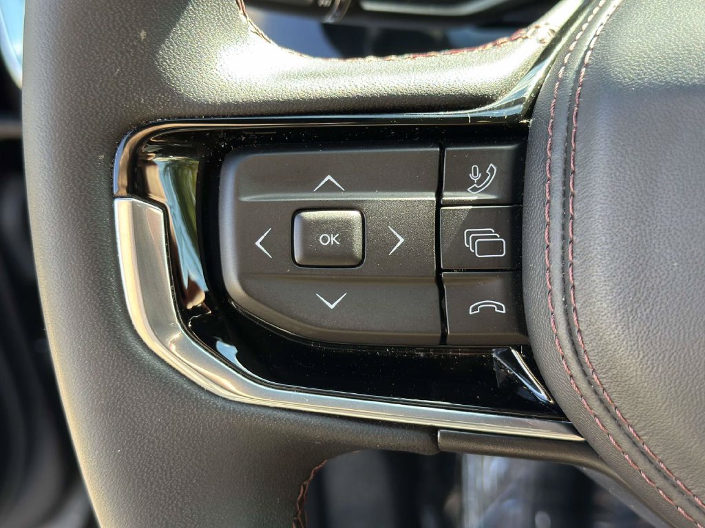 Used 2024 Jeep Wagoneer Launch Edition AWD/4WD image 22