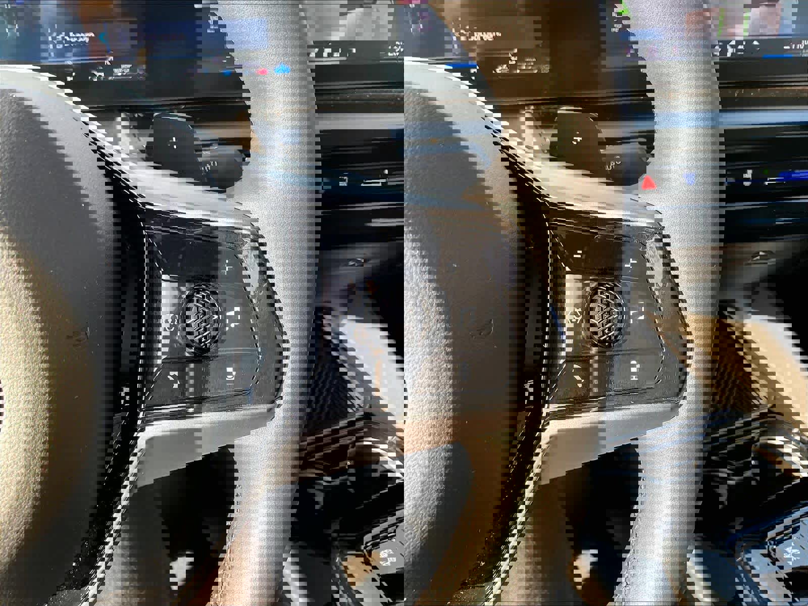 Used 2024 BMW 530i image 21