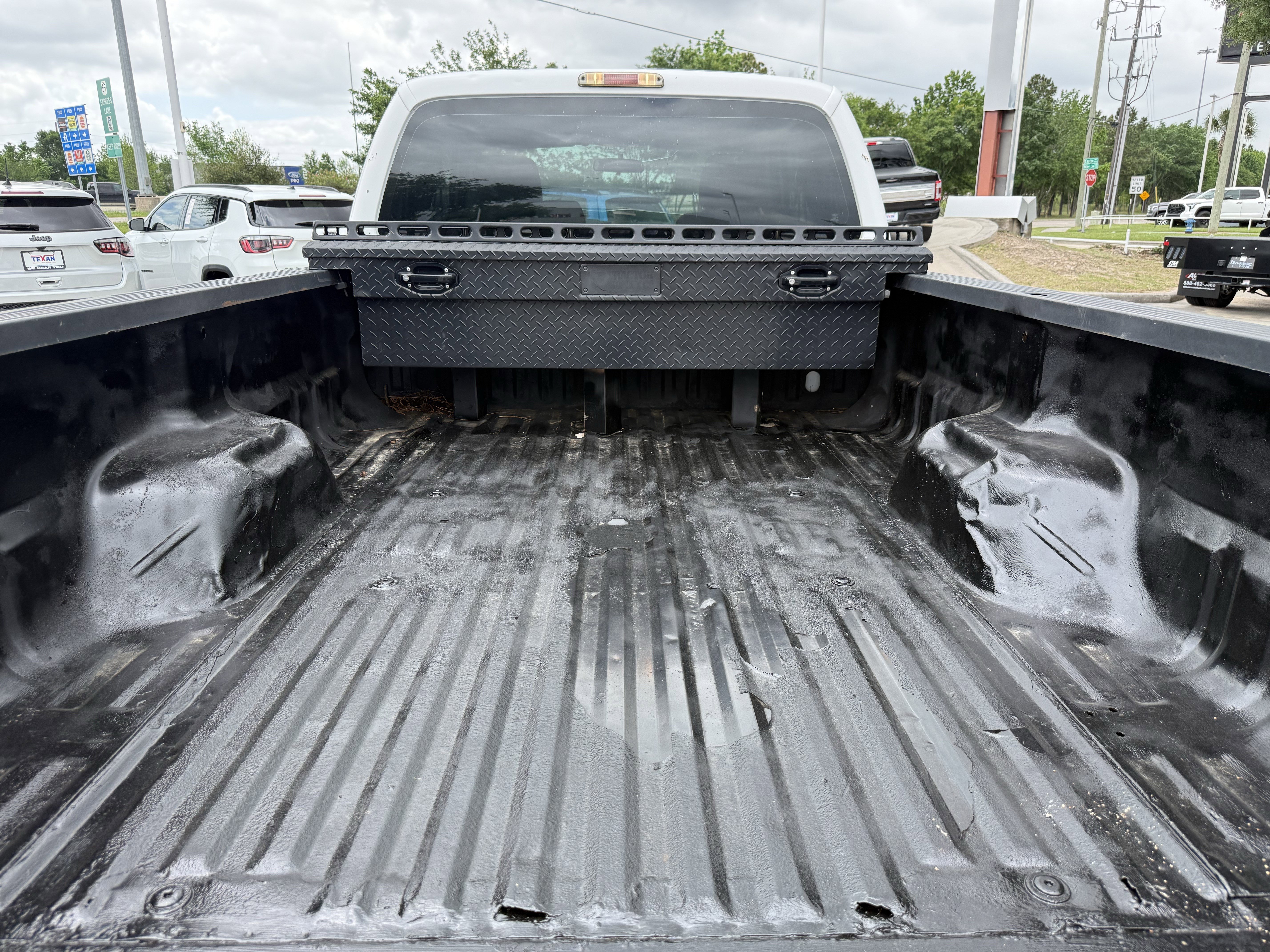 Used 2015 Ford F250 XL w/ Power Equipment Group RWD image 29