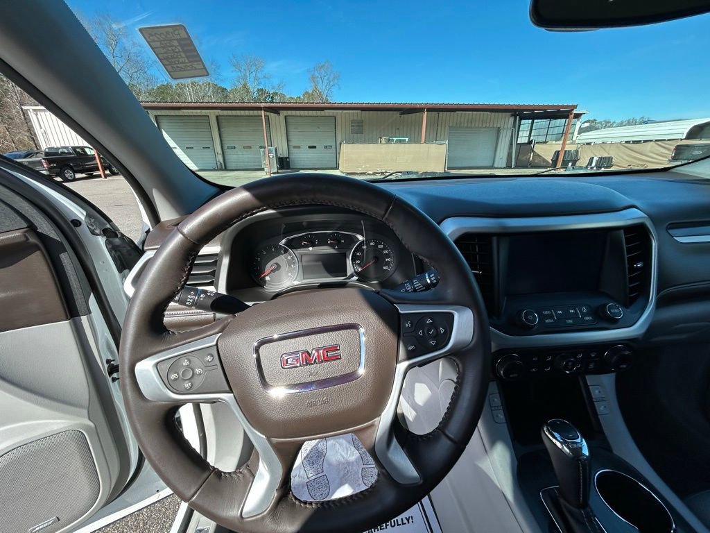 Used 2018 GMC Acadia SLT image 32