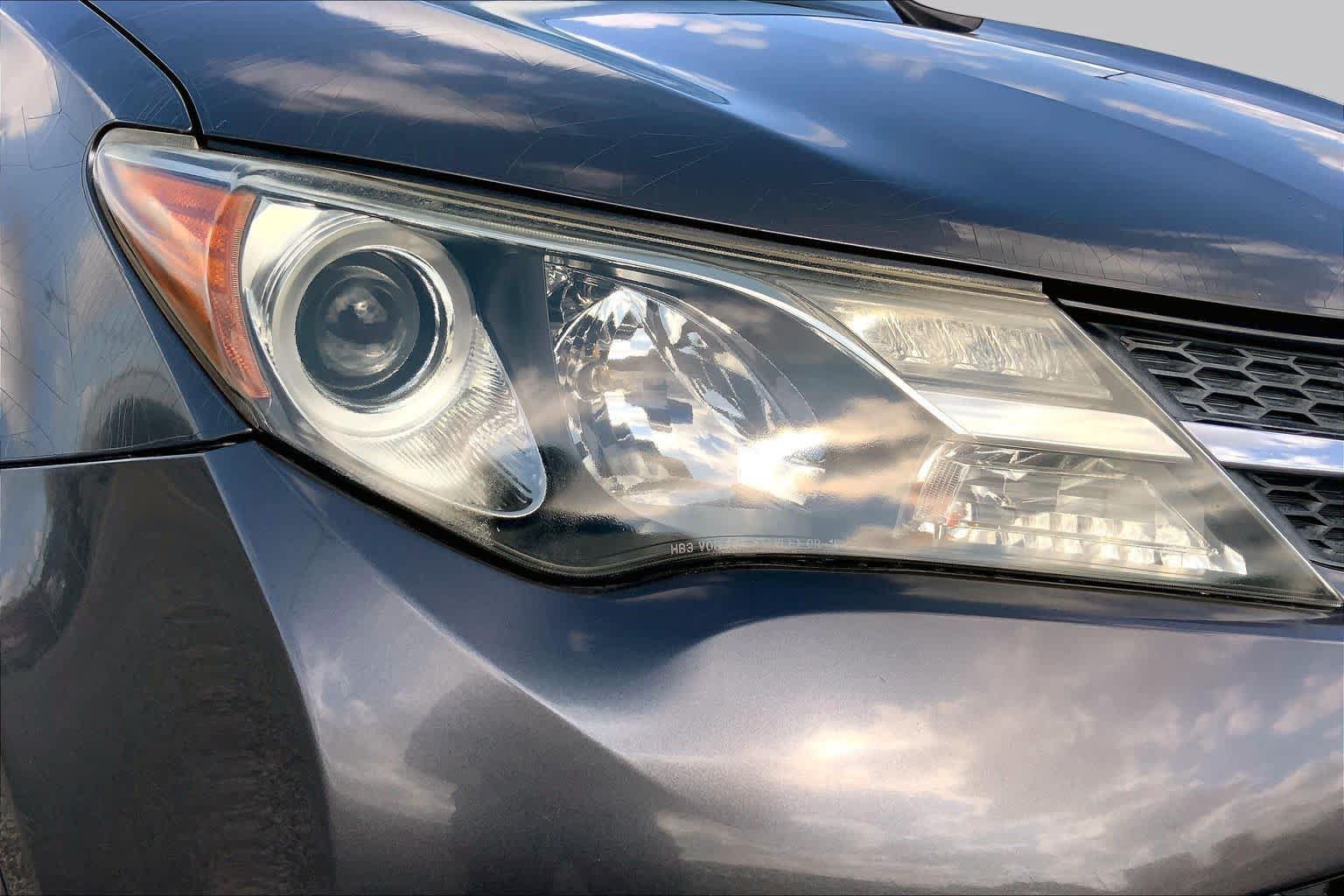 Used 2013 Toyota RAV4 XLE FWD image 27