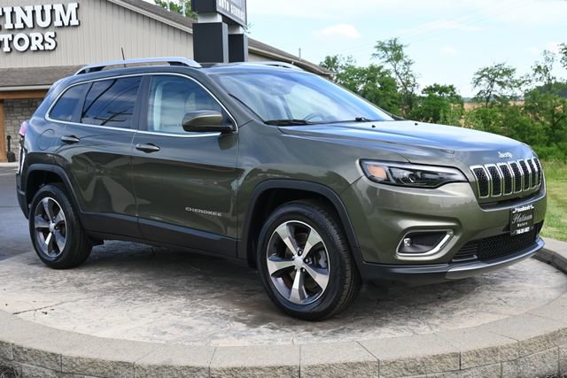 Used 2019 Jeep Cherokee Limited AWD/4WD image 3