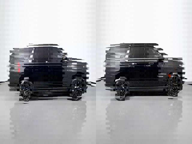Used 2023 Chevrolet Suburban High Country w/ LPO, Illumination Package image 11
