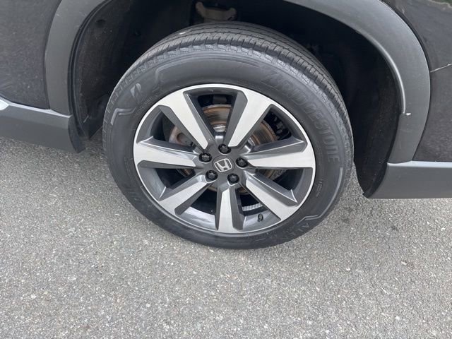 Used 2023 Honda Pilot Touring image 10