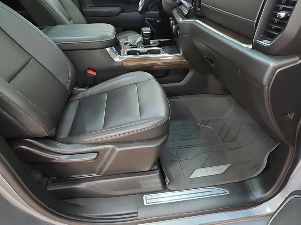 Used 2023 Chevrolet Silverado 1500 RST w/ Convenience Package II image 12