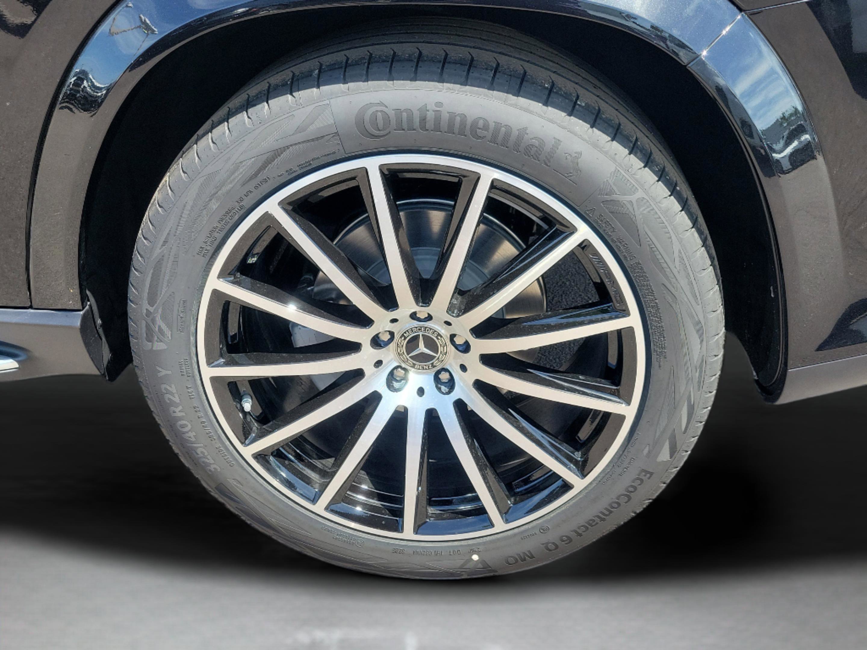 New 2026 Mercedes-Benz GLS 450 4MATIC image 31