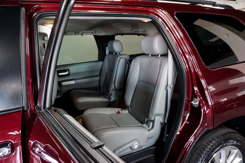 Used 2010 Toyota Sequoia Limited AWD/4WD image 26