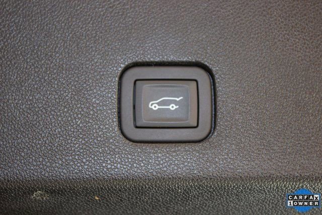 Certified 2025 Cadillac XT6 Premium Luxury image 17