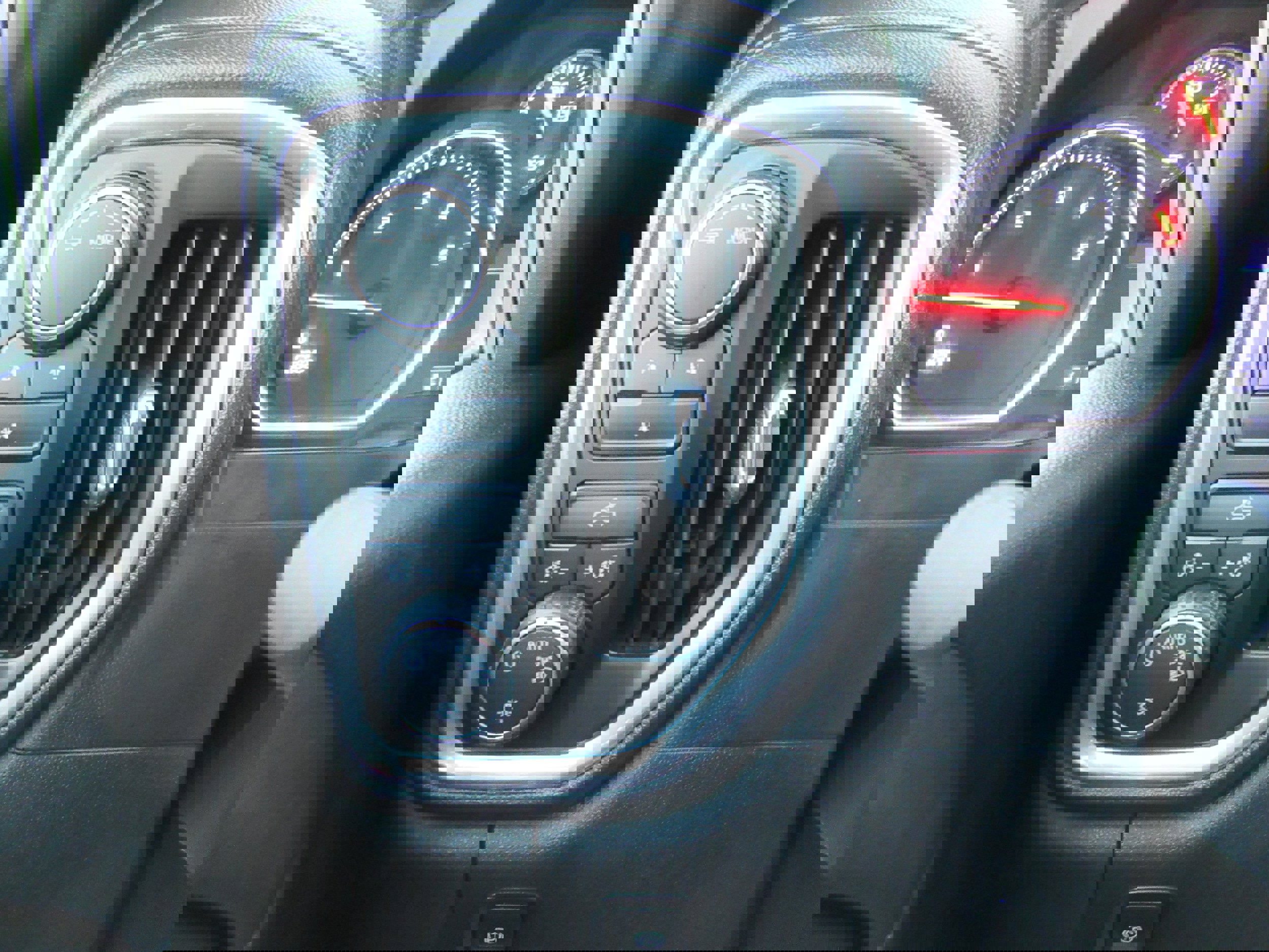 Used 2020 Chevrolet Silverado 2500 LT image 11