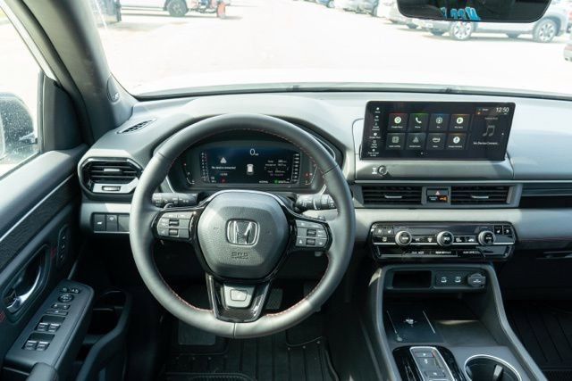Used 2026 Honda Pilot Black Edition image 13