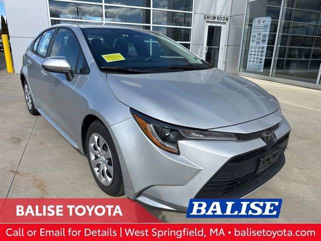 Used 2023 Toyota Corolla LE image 1