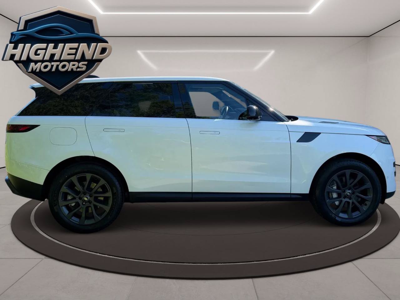 Used 2024 Land Rover Range Rover Sport SE AWD/4WD image 7