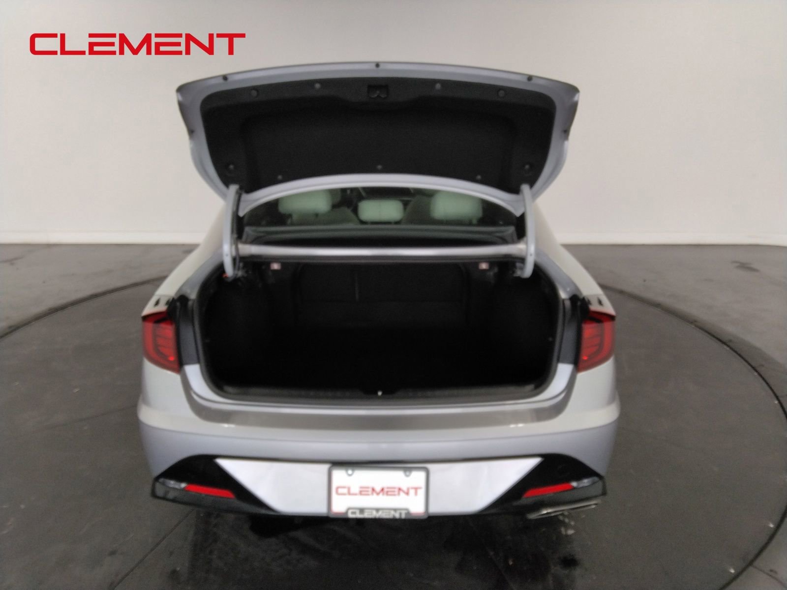 Used 2023 Hyundai Sonata SEL w/ Convenience Package image 9