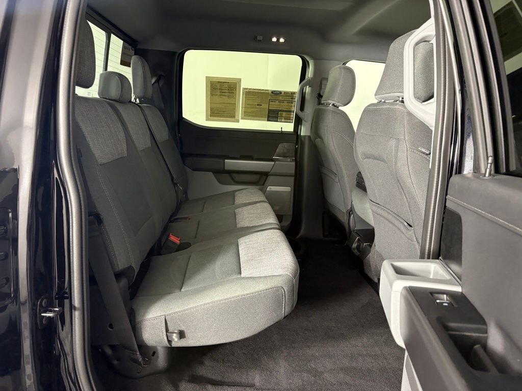 Used 2026 Ford F450 XLT w/ XLT Premium Package AWD/4WD image 34