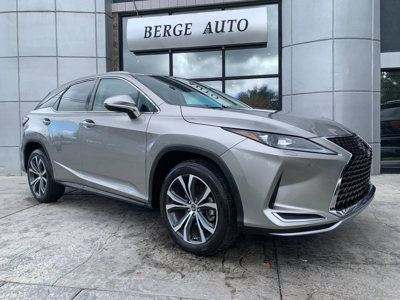 Used 2022 Lexus RX 350 AWD w/ Premium Package image 1