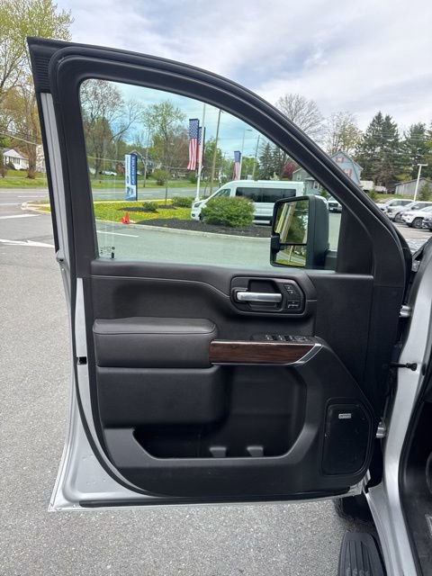 Used 2021 GMC Sierra 2500 SLT w/ SLT Premium Package AWD/4WD image 15