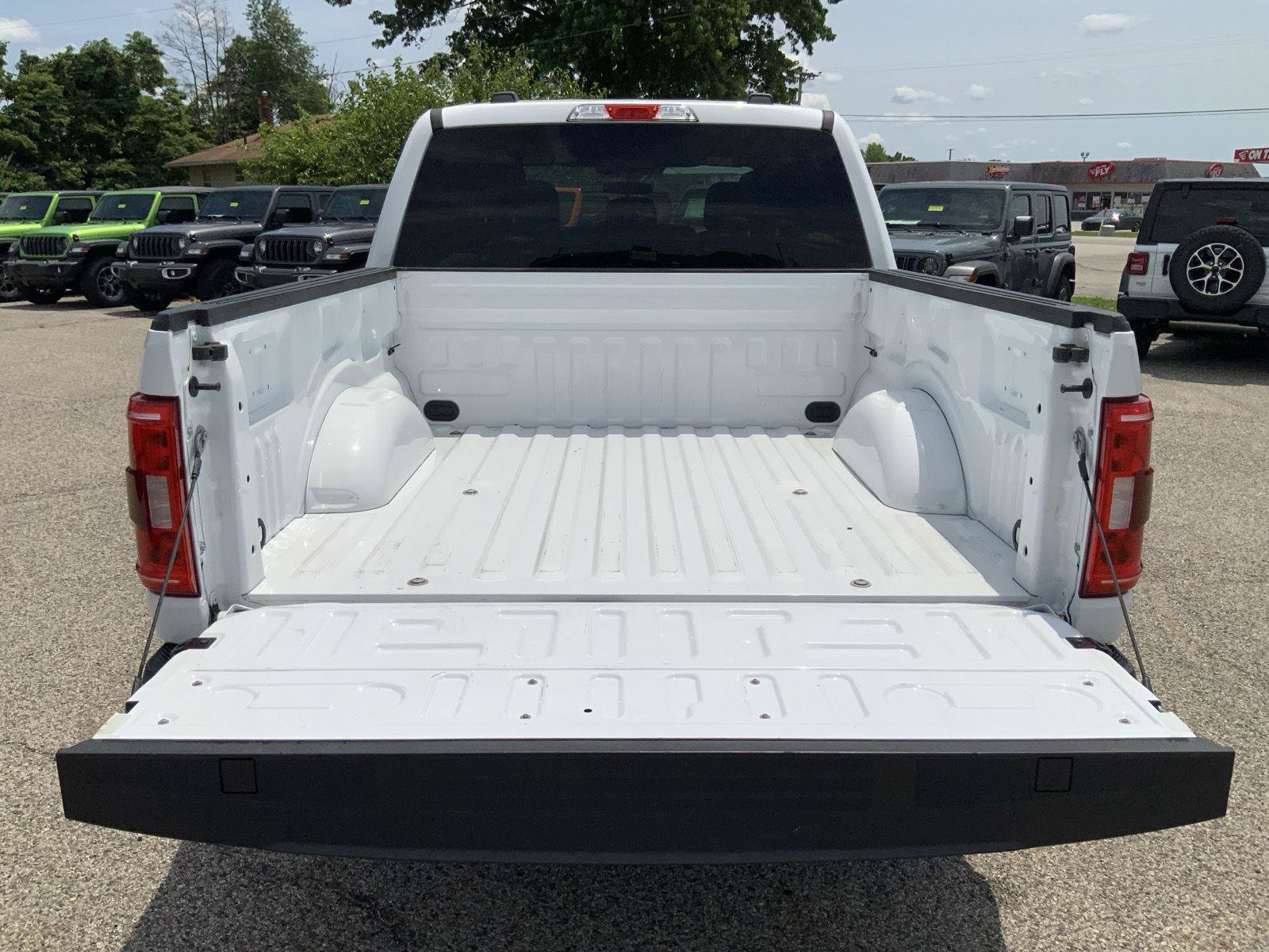 Used 2023 Ford F150 XL w/ STX Appearance Package AWD/4WD image 10